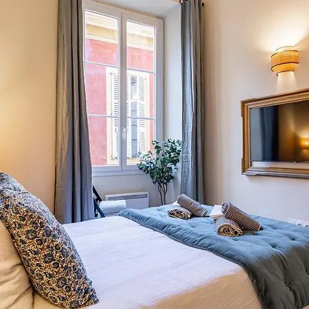 New!chic Oasis Apt, Heart Of Nice, Family Friendly, Walking To The Beach! Appartement *