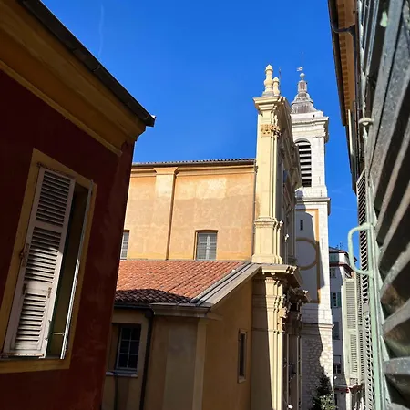 New!chic Oasis Apt, Heart Of Nice, Family Friendly, Walking To The Beach! Lejlighed