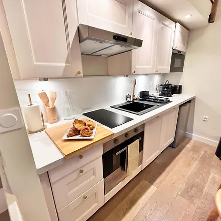 New!chic Oasis Apt, Heart Of Nice, Family Friendly, Walking To The Beach! Lejlighed